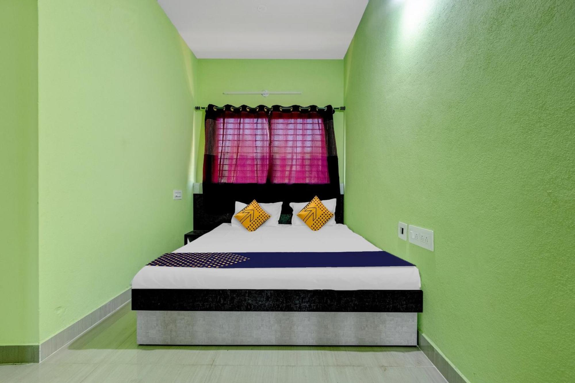 Spot On B R Comforts Krs Back Water Hotel Hosa Kannambadi Luaran gambar